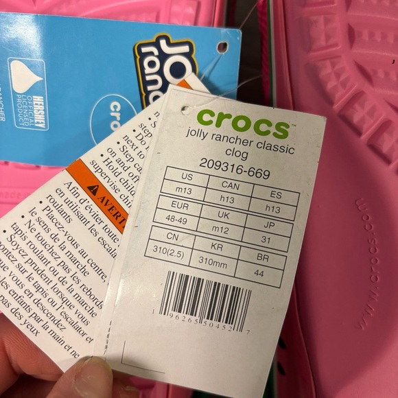 CROCS X Jolly Rancher | Watermelon Classic Clogs In Pink And Green Limited NEW - Picture 3 of 9